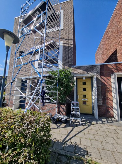 Houtwerk en buitenmuur schilderen in Almere